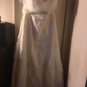 Wedding dress